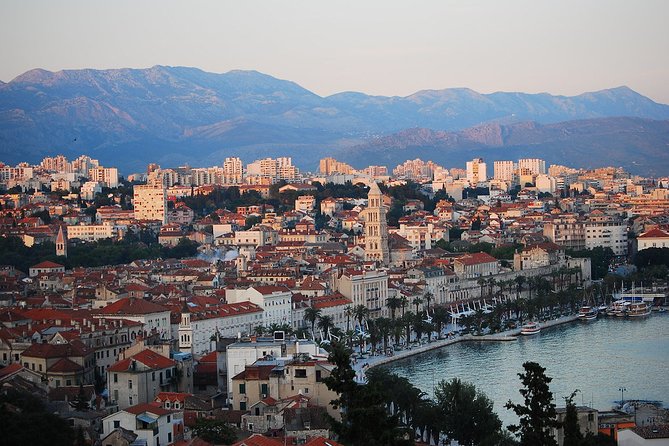 Game Of Thrones walking tour - Dubrovnik - Guide Style: Why Ines’ Photo Book Approach Works