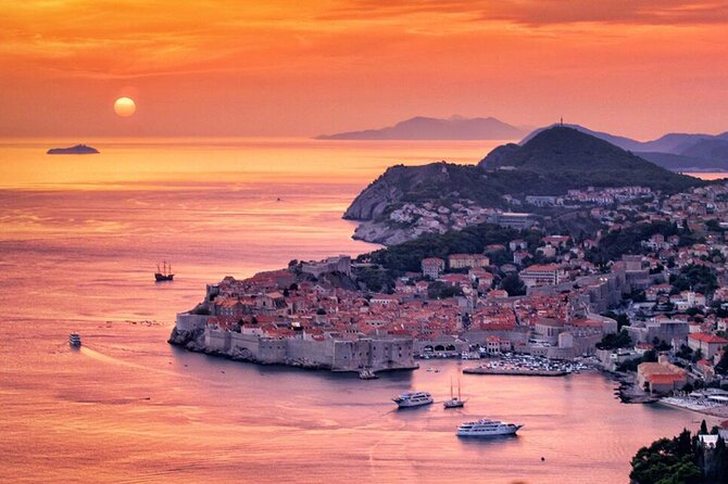 Golden hour SUNSET CRUISE from Dubrovnik Old Town - Meeting at Porat Dubrovnik: plan for a smooth start
