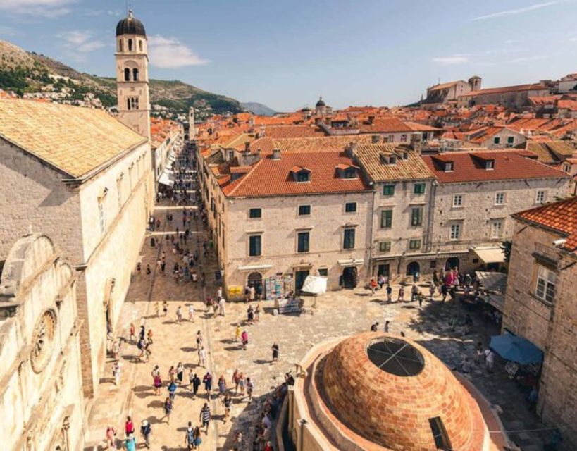 Group tour: Dubrovnik Walking Tour (1h duration, 9:30am, 6pm - Why a 1-Hour Old Town Walk Makes Sense