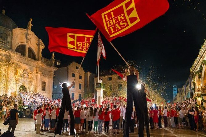 Guided Tour to discover Dubrovnik's Old Town, by day or night - A 1-hour Dubrovnik Old Town walk that actually gets you oriented