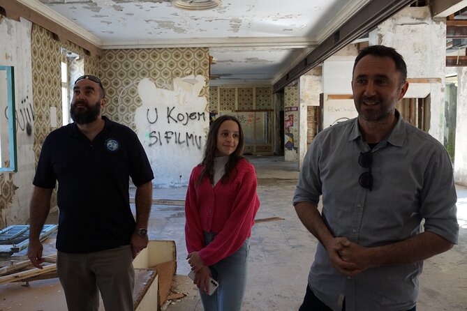 Guided Tour to Kupari From Holiday Resort to War Zone - The guide: how the human side makes Kupari click