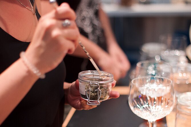 Habitat Gin Lab Experience - Tasting, Snacks, and a Relaxed Workshop Pace