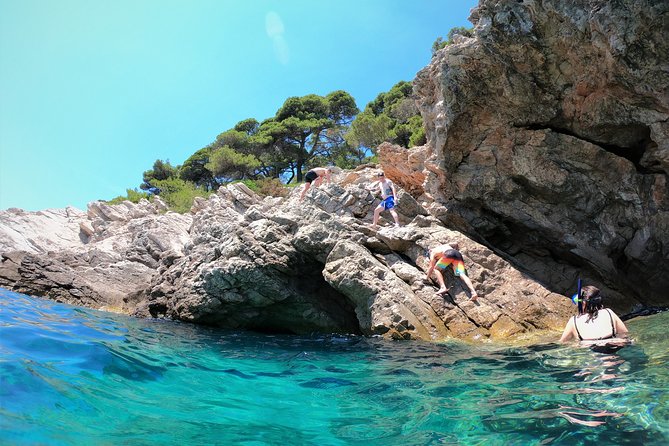 Half-Day Best Beaches & Bays Private Speed Boat Tour - Price and value: what you’re really paying for