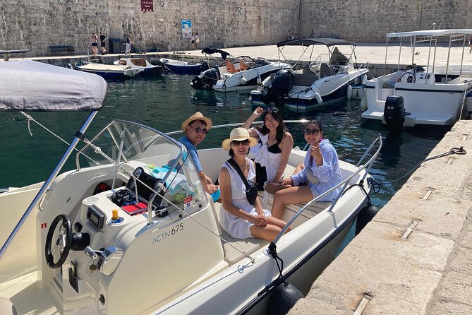 Half-Day Private Speed Boat Tour in Dubrovnik on Elaphiti Islands - Back Toward Dubrovnik: Coastline Sightseeing on the Return