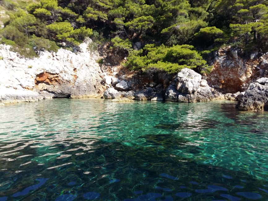 Hello Dubrovnik: Blue Cave Tour 4h - All Inclusive - Green Cave and water time: how the second cave stop changes the feel