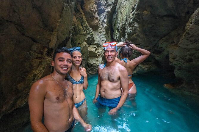 Hidden Gems Odyssey: Private Elaphiti Islands & Blue Cave Tour - What makes this tour feel private: flexibility and skipper choices