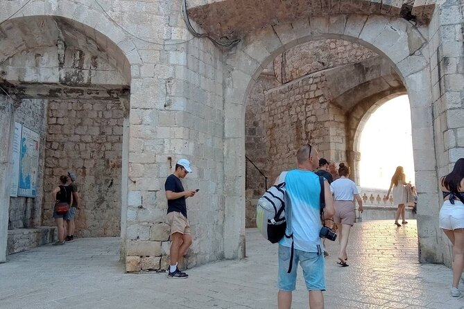 Historic Walk with Game of thrones details in Dubrovnik - Jesuit Stairs and St. Ignatius: Baroque Beauty Meets a Famous Scene