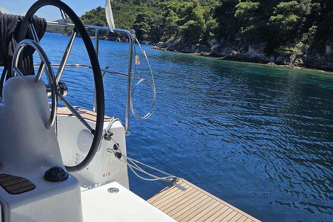 Islands Tour on Luxurious Jeanneau Sun Odyssey - Small-group size (max 10) means more freedom, less crowd pressure