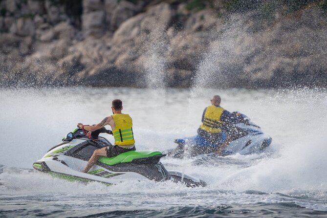 Jet Ski Rent 1h - The First Minutes: Training and Driving Instructions That Get You Going