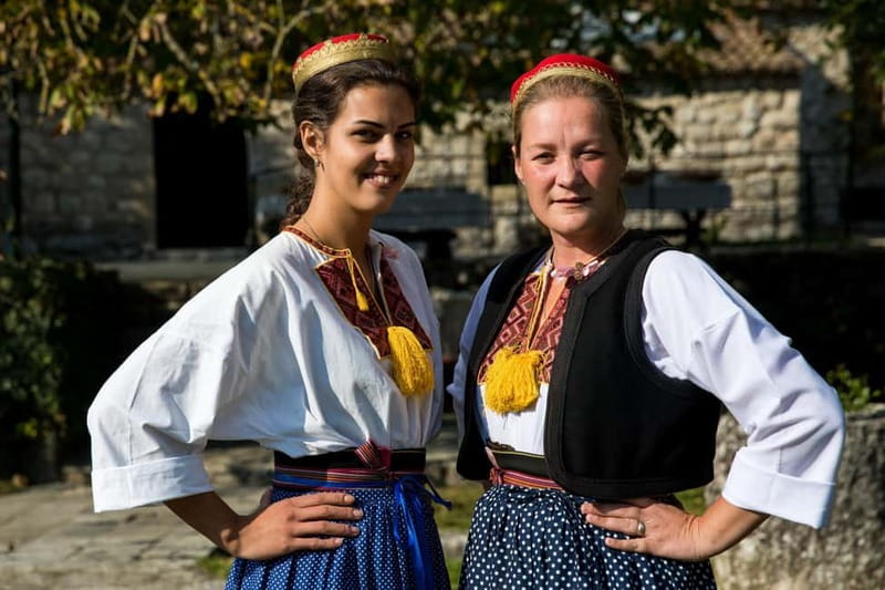 Konavle Valley: Tour with Wine Tasting from Dubrovnik - Winery time and wine tasting: what you’re really learning