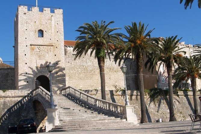Korcula Private Tour from Dubrovnik - Ston’s walls and salt factory: where the seafood stop makes sense