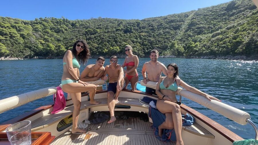 Luxury Private Boat Tour to Elaphiti Islands (4 hours) - Who this tour suits best (and who should rethink it)