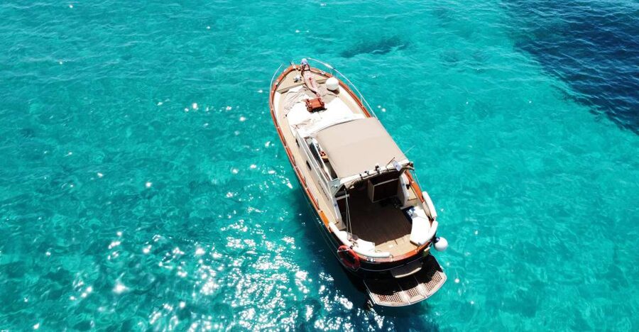 Luxury Private Boat Tour to Elaphiti Islands (4 hours) - The boat and crew: luxury comfort with a relaxed edge