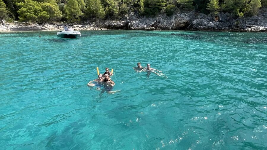 Luxury Private Boat Tour to Elaphiti Islands (4 hours) - Price and value: what $589 for up to 2 really buys you
