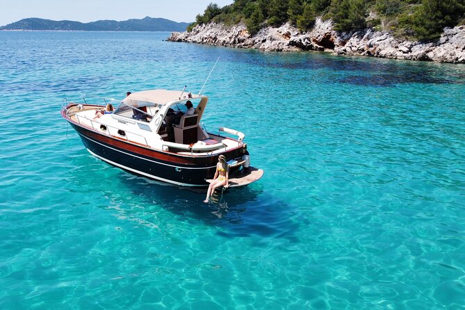 Luxury Private Boat Tour to Elaphiti Islands - Price and value: what $862.86 per group really buys