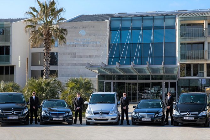 Luxury private transfer: Dubrovnik airport to Dubrovnik - Meeting your driver at Dubrovnik Airport with a name sign