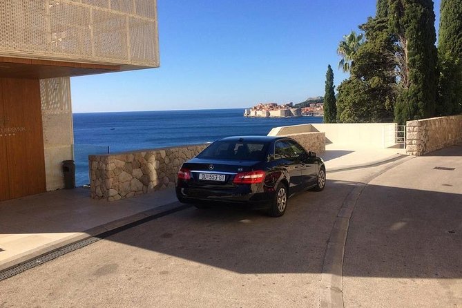 Luxury private transfer: Dubrovnik to Dubrovnik airport - In the Car: Mercedes Comfort, Water, and Driver Support