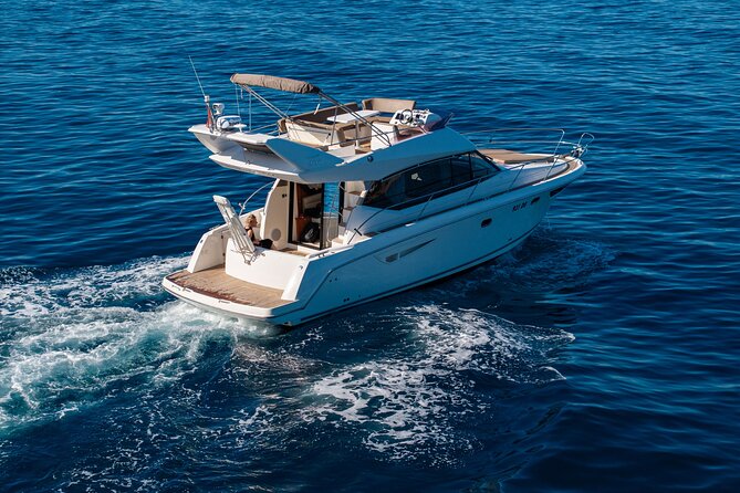 Luxury sunset cruise in Dubrovnik - Price and value: what $1,558.62 per group gets you