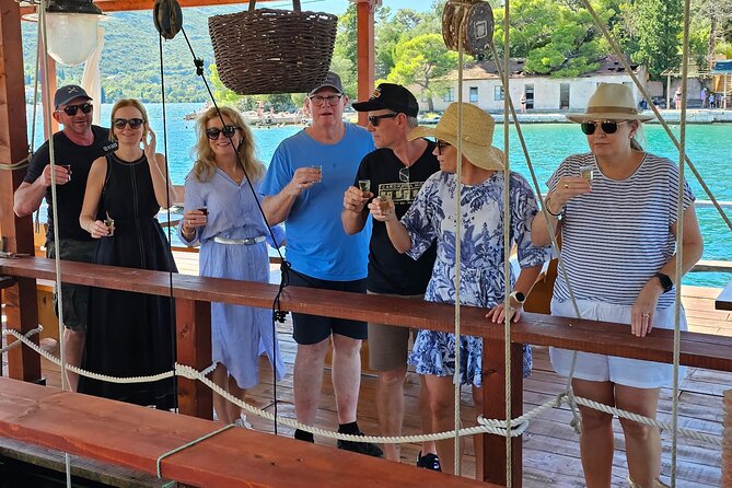 Luxury Wine and Oyster tasting - A Luxury Tasting Day That Actually Makes Sense