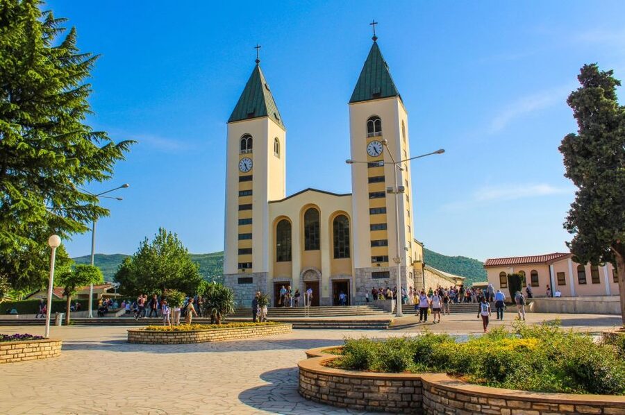 Međugorje and Apparation Hill Private Tour From Dubrovnik - Faith and Place: Why Međugorje Matters So Much