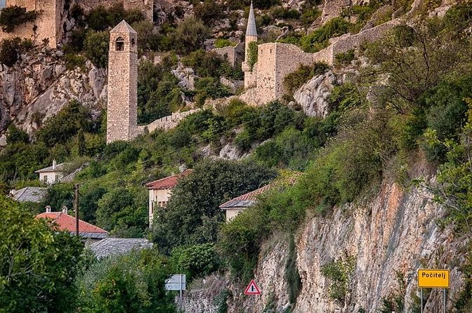 Mostar and Kravice Waterfalls day tour with local guide - Leaving Dubrovnik: the border-day routine and pickup comfort