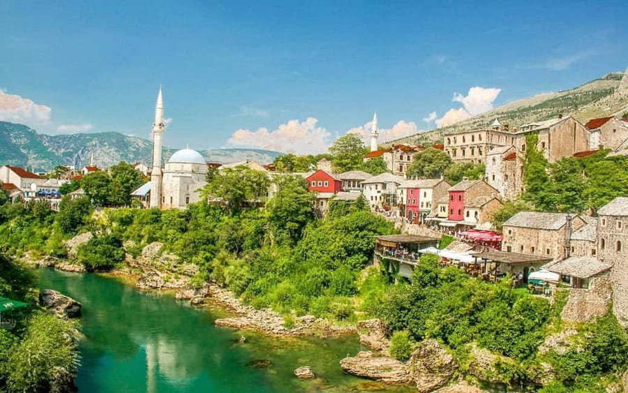 Mostar and Počitelj Day Trip from Dubrovnik - The guide makes it more than sightseeing