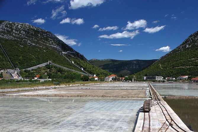 Peljesac and Ston Private Wine Tour with Tastings from Dubrovnik - Mali Ston Photo Stop: Forts, Salt Work, and Oyster Farming Stories