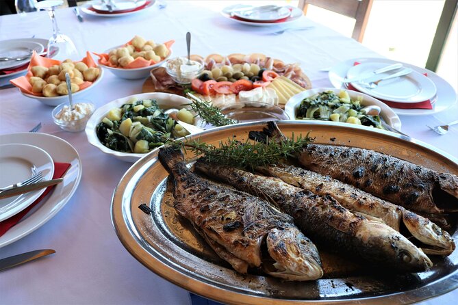 Pelješac Wine, Beach and Lunch - Relaxing Tour from Dubrovnik - Ston Old Town: a quick taste of history before the wine