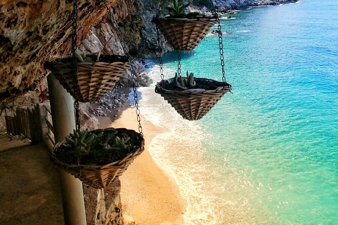 Picnic on Croatian Secret Beach - Practical Tips That Make the Day Easier