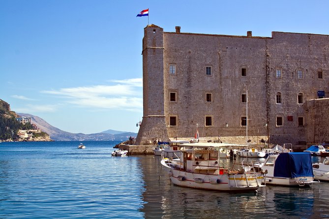 Private 2 hours Walking Tour Games of Thrones in Dubrovnik - Luza Square: Where the Tour Sets the Scene