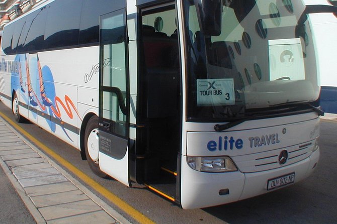Private Arrival Transfer: Dubrovnik Airport to Dubrovnik, Orebić - First Contact at the Airport: No Guesswork, Just Go