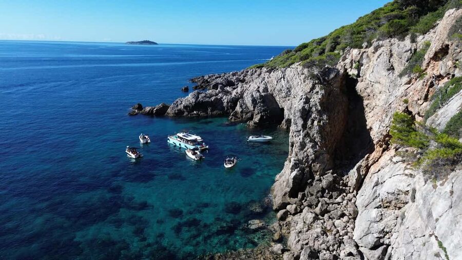 Private Boat Tour Tailor-Made 6h-All Inclusive - Second Swim at Koločep and the Zaton Scenic Run Back