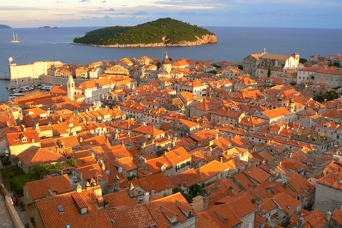 Private Dubrovnik City Walls Walking Experience - Onofrio’s Large Fountain: where the story clicks into place