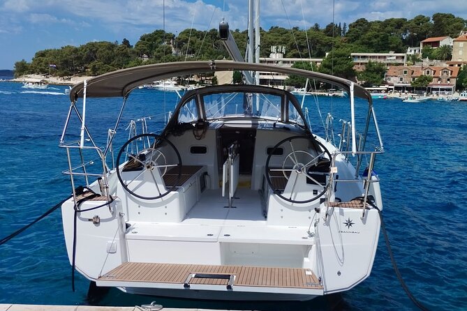 Private Inter-Island Tour from Dubrovnik to Elaphiti Islands - Stop 2: Lopud and its beach culture, plus time for seafood