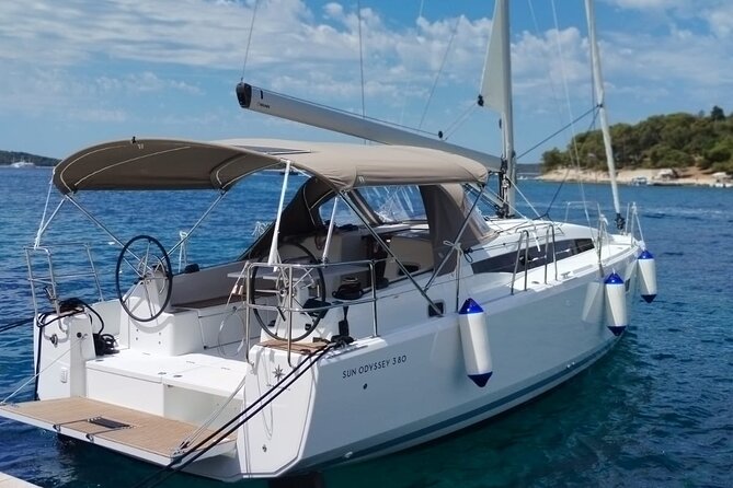 Private Inter-Island Tour from Dubrovnik to Elaphiti Islands - Food and drinks onboard: snacks included, dinner is your choice