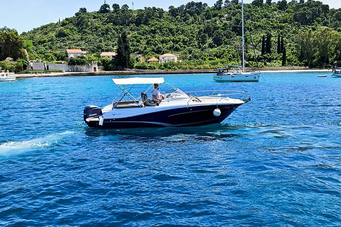 Private Local Guided Speedboat Tour in Dubrovnik Archipelago - Private speedboat vibes on the Dubrovnik Elaphites