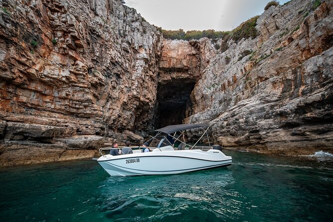 Private One-Hour Dubrovnik Highlights Cruise with Local Skipper - The Two Largest Dubrovnik-Area Caves: When the Cruise Becomes a Swim Stop