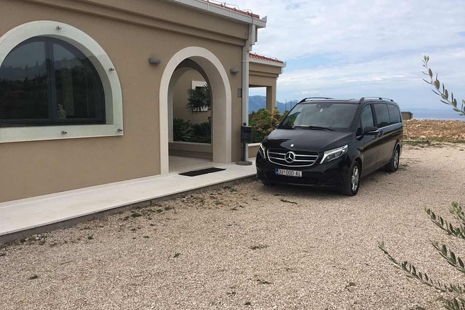 Private Point to Point transfer Dubrovnik - Split with stop in Ston - Driver and flexibility: why “private” feels different