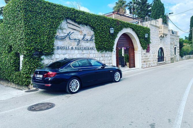 Private Round-Trip Airport Transfer in Dubrovnik - Your driver as a local host: restaurant and activity ideas