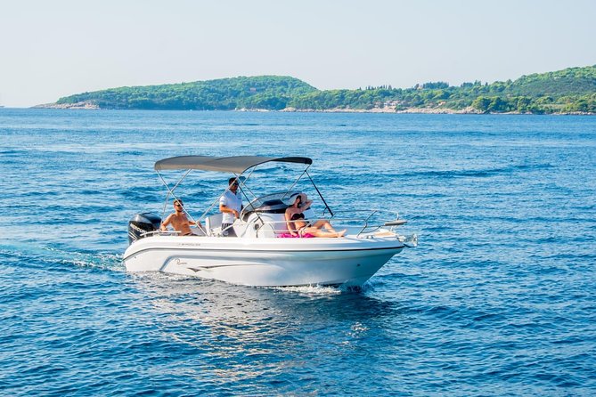 Private speedboat tour to Elaphiti Islands - Choosing your island route: you can steer the day with your skipper