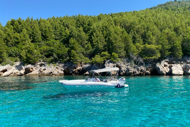 Private sunset tour by speedboat in Dubrovnik - Drinks and boat comfort: included basics that change the feel of the day