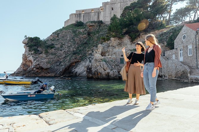 PRIVATE TOUR: Highlights & Hidden Gems of Dubrovnik With Locals - How 2 hours should feel: pacing, questions, and smart walking