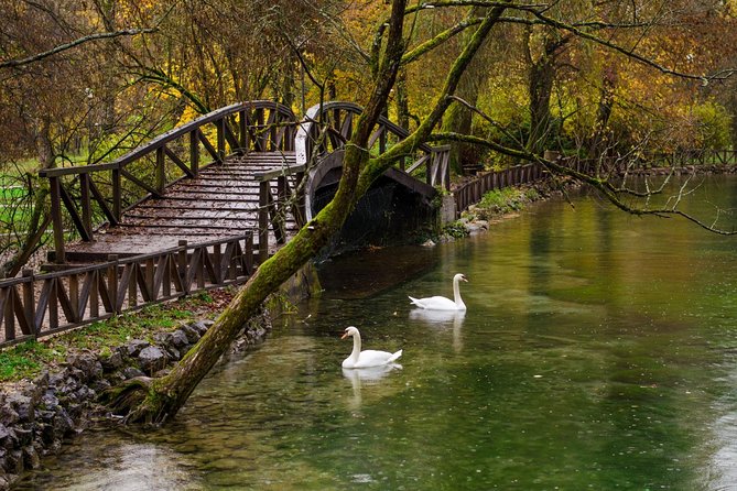 Private Tour: Sarajevo Day Trip from Dubrovnik - The Scenic Stops Between Borders: Neum, Počitelj, and Franjo Tuđman Bridge