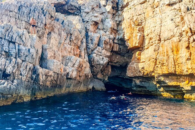 Private tour to the island of Mljet and Odysseus cave - Timing, Weather, and Why Your Captain’s Decisions Matter