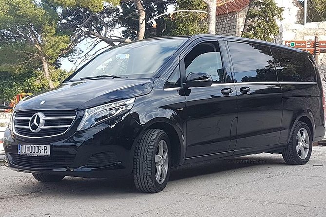 Private transfer Dubrovnik airport to Dubrovnik ACI Marina in Komolac - Dubrovnik Airport to Komolac: a transfer that keeps your schedule intact