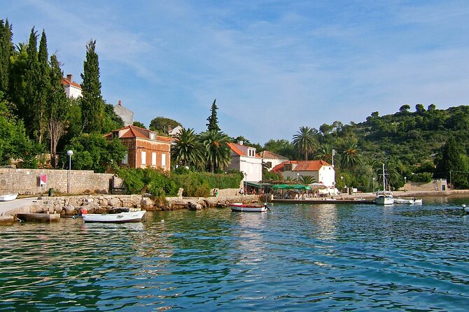 Rent a Boat! (Group Option - Half Day) - Meeting Point to Sea Time: The 9:00 AM Rhythm (with Pickup)