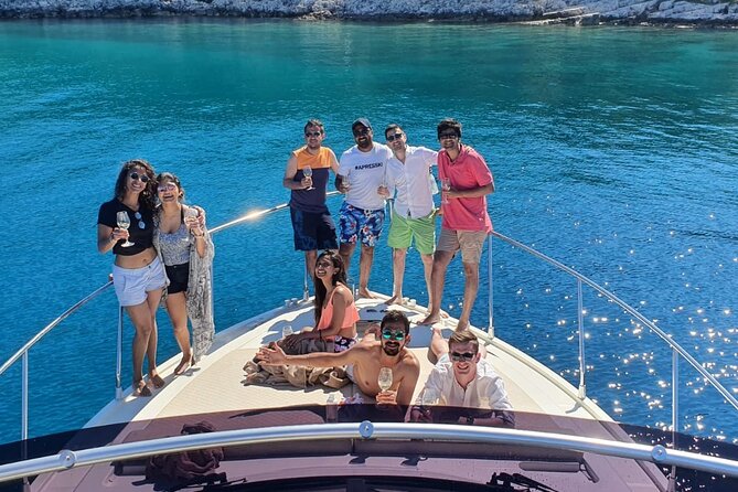Small group tour by premium yacht to Elaphite Islands - Stop 3 on Lopud: Wandering the village for lunch at your pace
