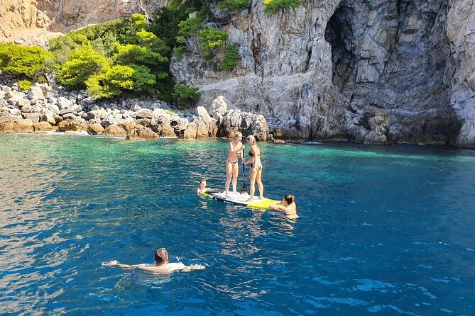 Small group tour by premium yacht to Elaphite Islands - What’s included onboard: open bar, snacks, and water gear that’s actually useful