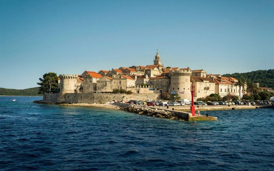 Ston and Korcula Island Day Trip from Dubrovnik with Wine - Lunch and beach time: what to aim for when the tour gives you free hours
