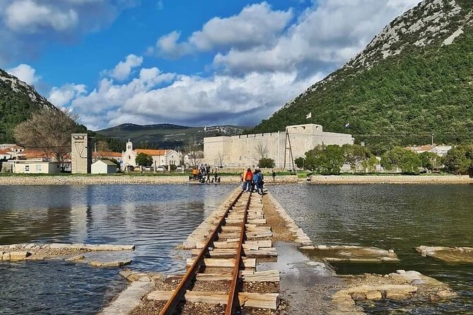 Ston Tour: City Walls, Saltworks, Wine & Adriatic Seafood - Optional Dea Ribolov Oyster Farm Boat: Fresh Oysters at Sea